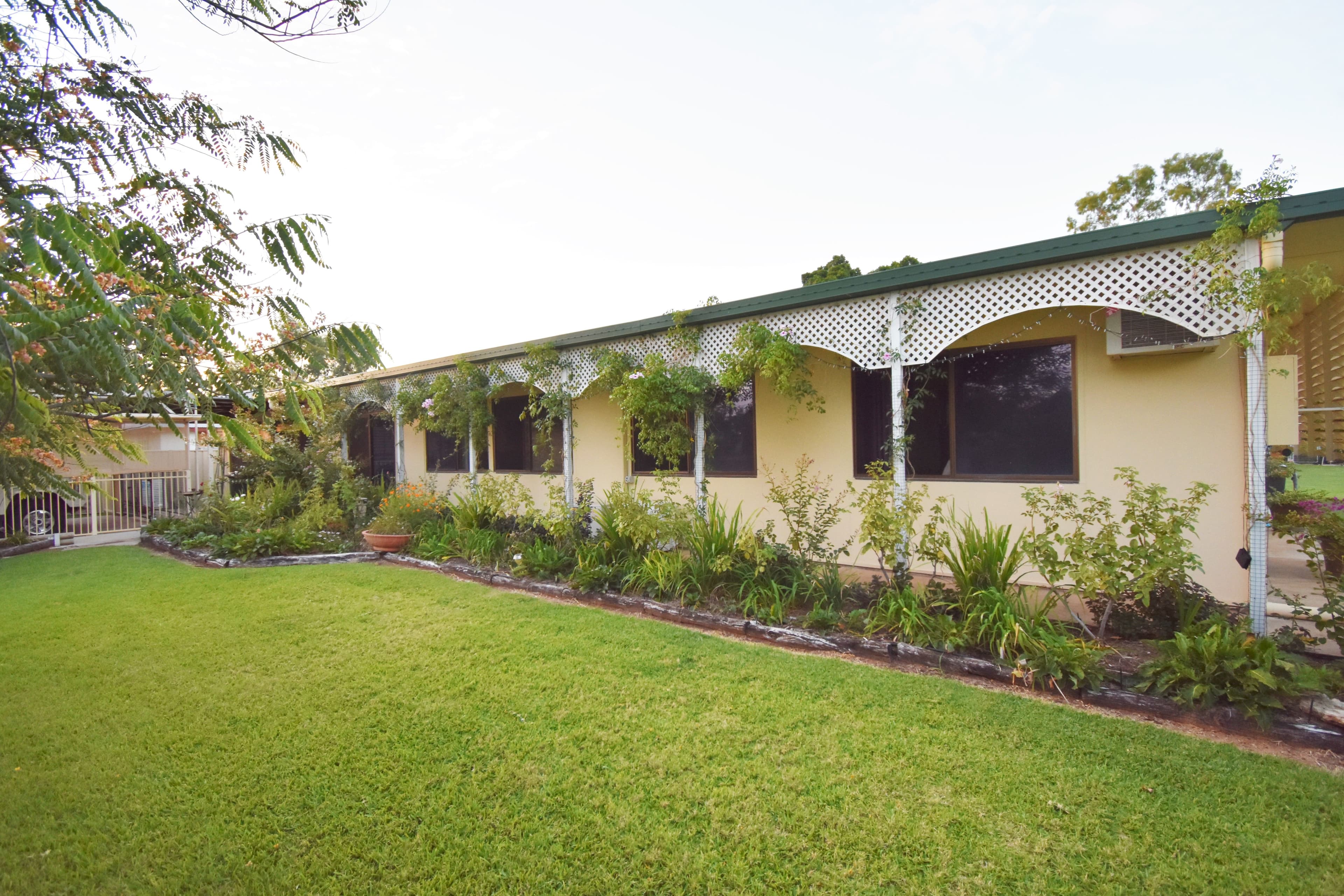 98 Yew Street, Barcaldine QLD 4725, Barcaldine - Image 1