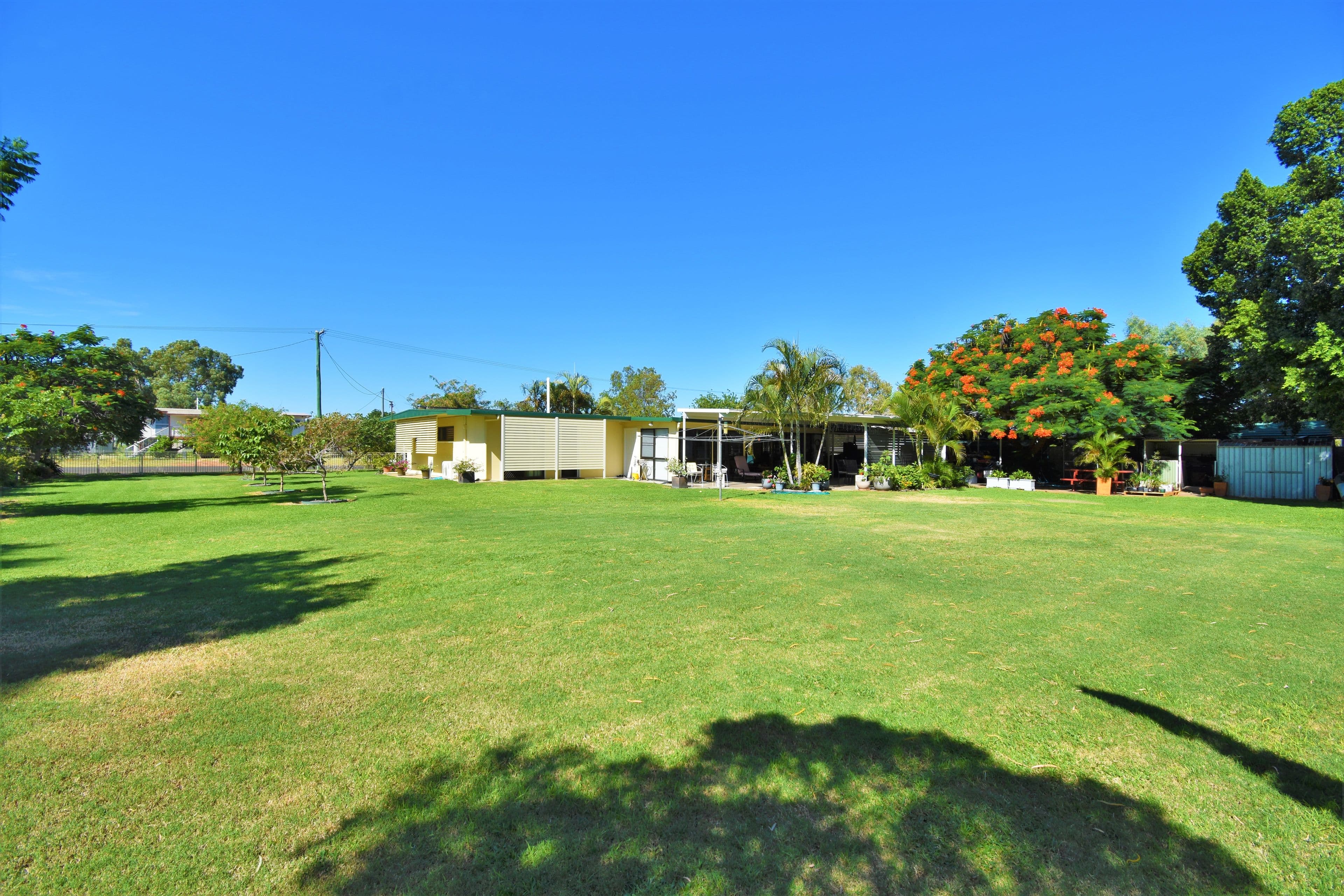 98 Yew Street, Barcaldine QLD 4725, Barcaldine - Thumbnail 6