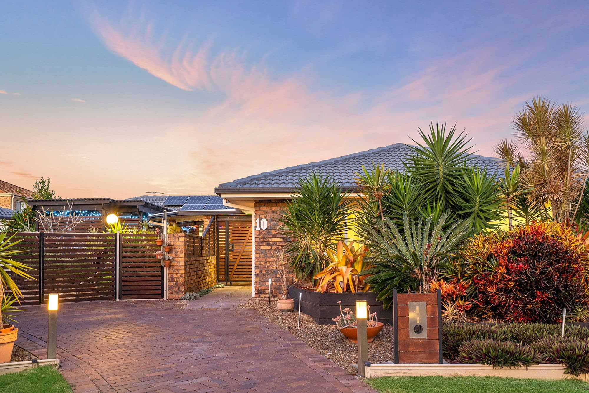 10 Pharaoh Close, Runcorn QLD 4113, Runcorn - Image 1