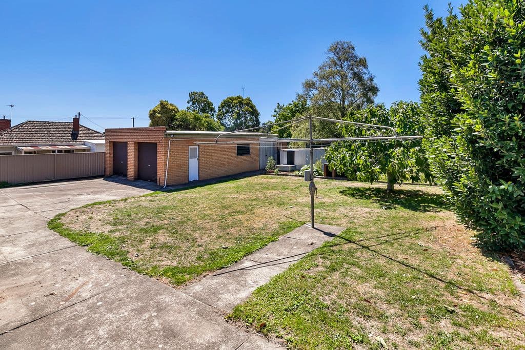 328 Landsborough Street, Ballarat North VIC 3350, Ballarat North - Thumbnail 8