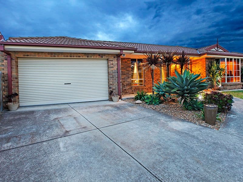 12 Woodvale Court, BELL PARK VIC 3215, Bell Park - Thumbnail 2