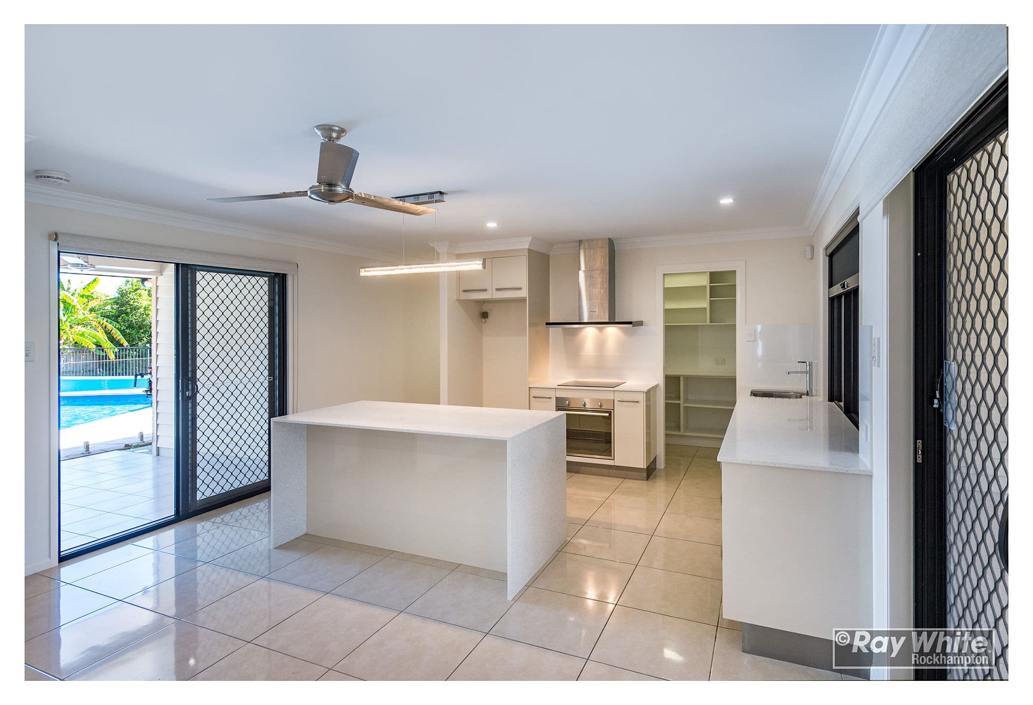 8 Oakland Court, Norman Gardens QLD 4701, Norman Gardens - Thumbnail 3