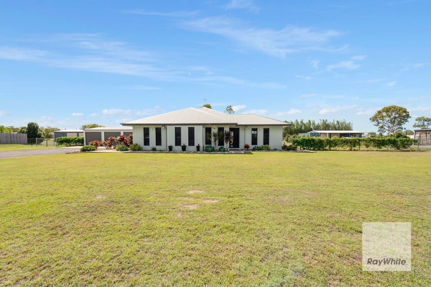 3 Palmerston Drive, Branyan QLD 4670, Branyan - Thumbnail 2