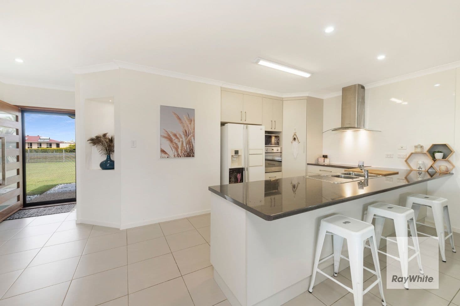 3 Palmerston Drive, Branyan QLD 4670, Branyan - Thumbnail 4