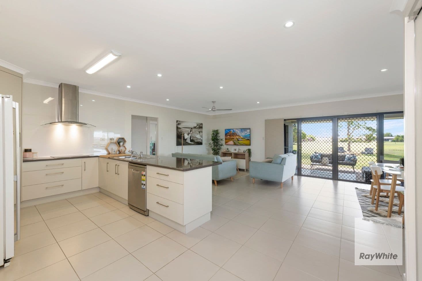 3 Palmerston Drive, Branyan QLD 4670, Branyan - Thumbnail 5
