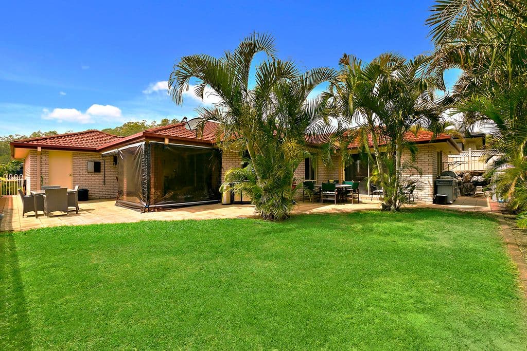 7 Tawanga Close, Pacific Pines QLD 4211, Pacific Pines - Thumbnail 2