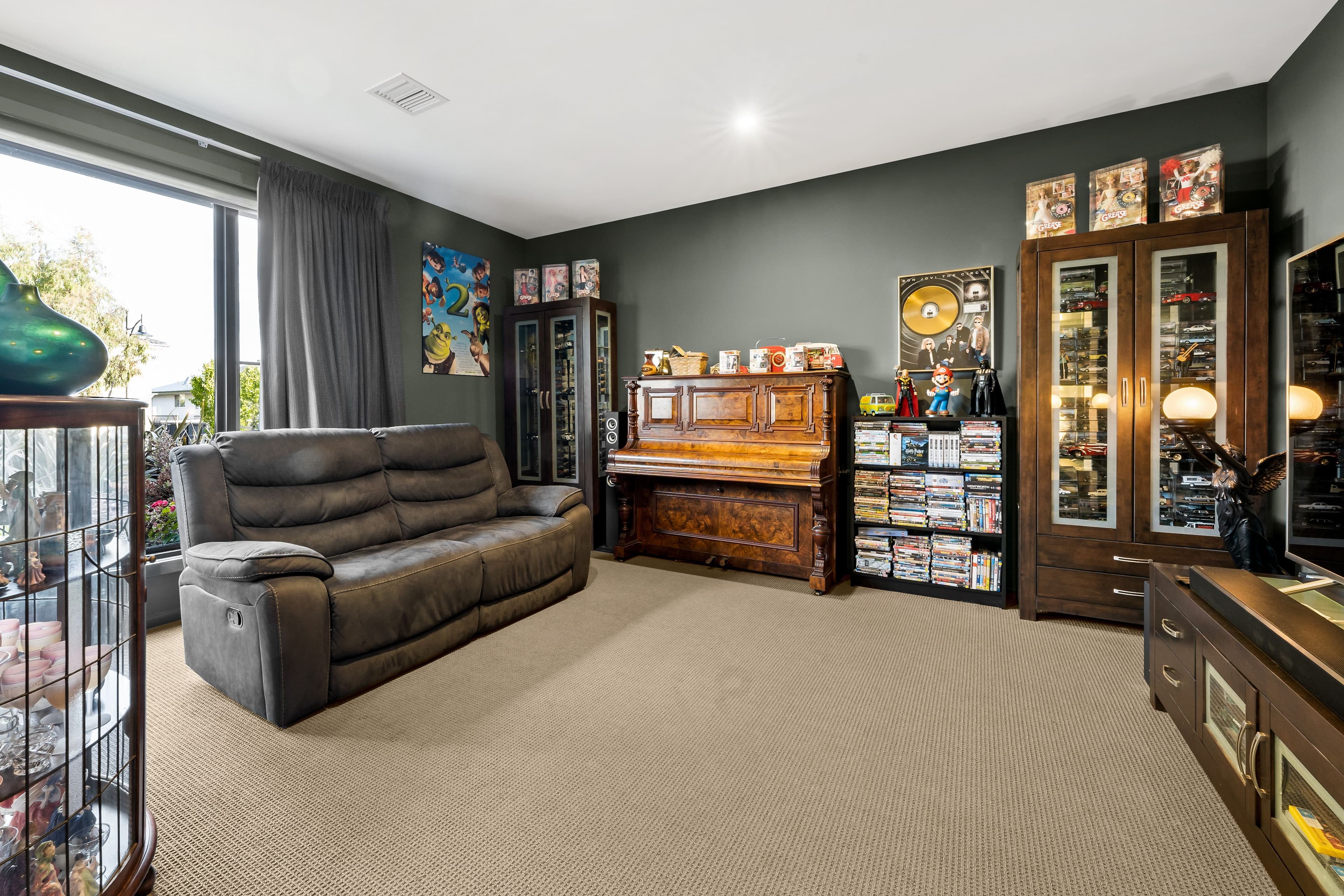 31 Wakehurst Way, Officer VIC 3809, Officer - Thumbnail 4