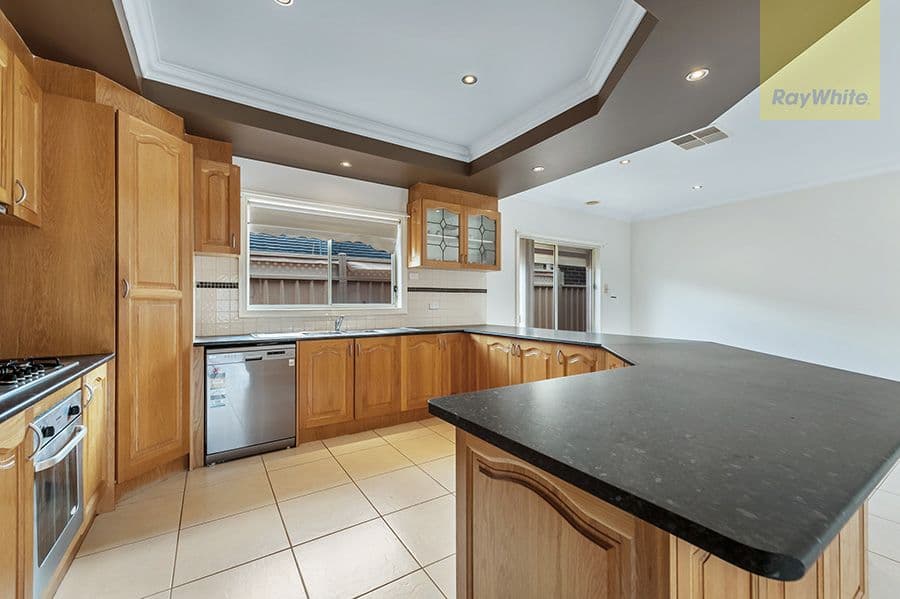 67 Lockwood Drive, Roxburgh Park VIC 3064, Roxburgh Park - Thumbnail 2