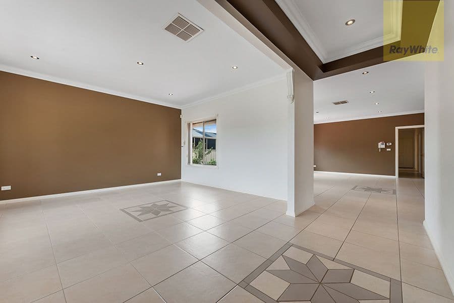 67 Lockwood Drive, Roxburgh Park VIC 3064, Roxburgh Park - Thumbnail 7