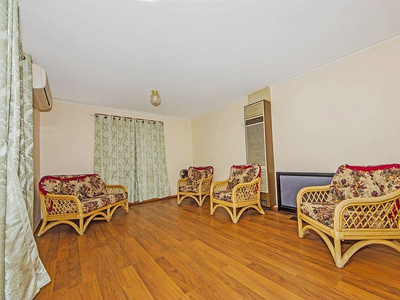 8 Kramer Street, Werribee VIC 3030, Werribee - Thumbnail 4