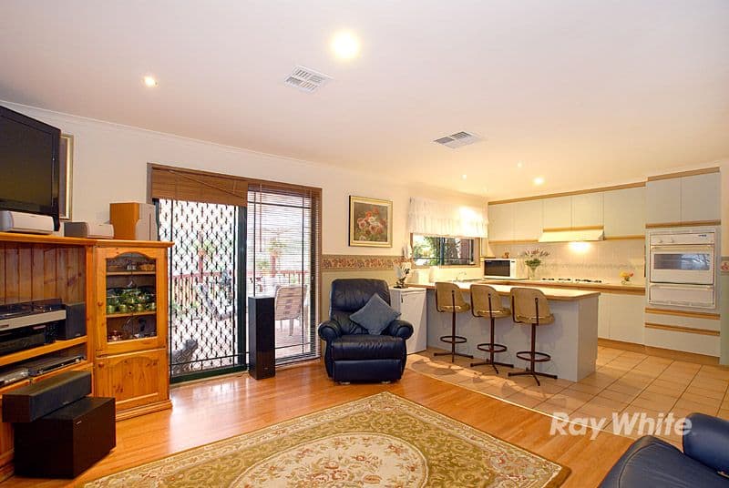 53 Coowarra Way, BERWICK VIC 3806, Berwick - Thumbnail 4
