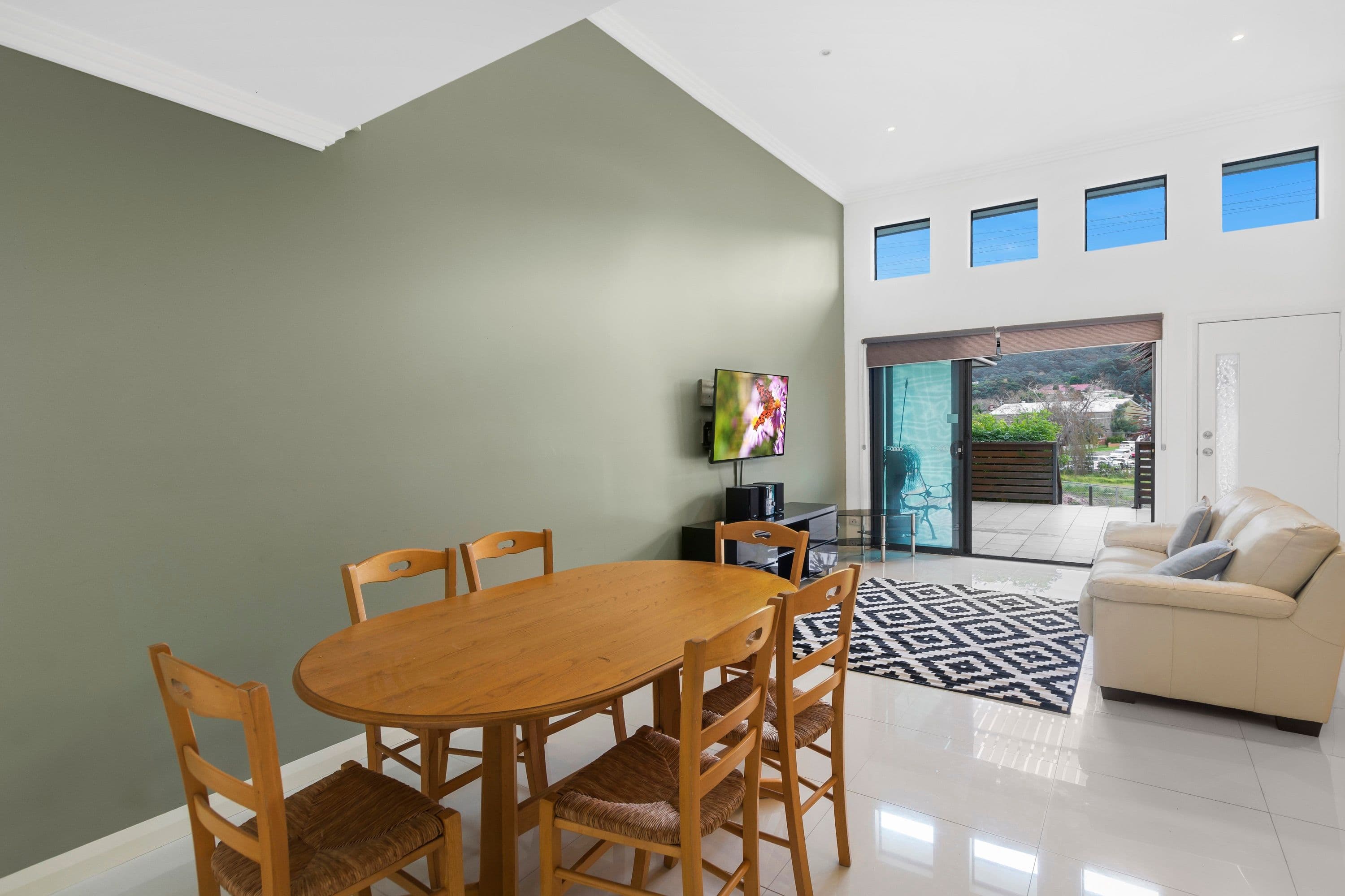 21 Franklin Avenue, Bulli NSW 2516, Bulli - Thumbnail 2