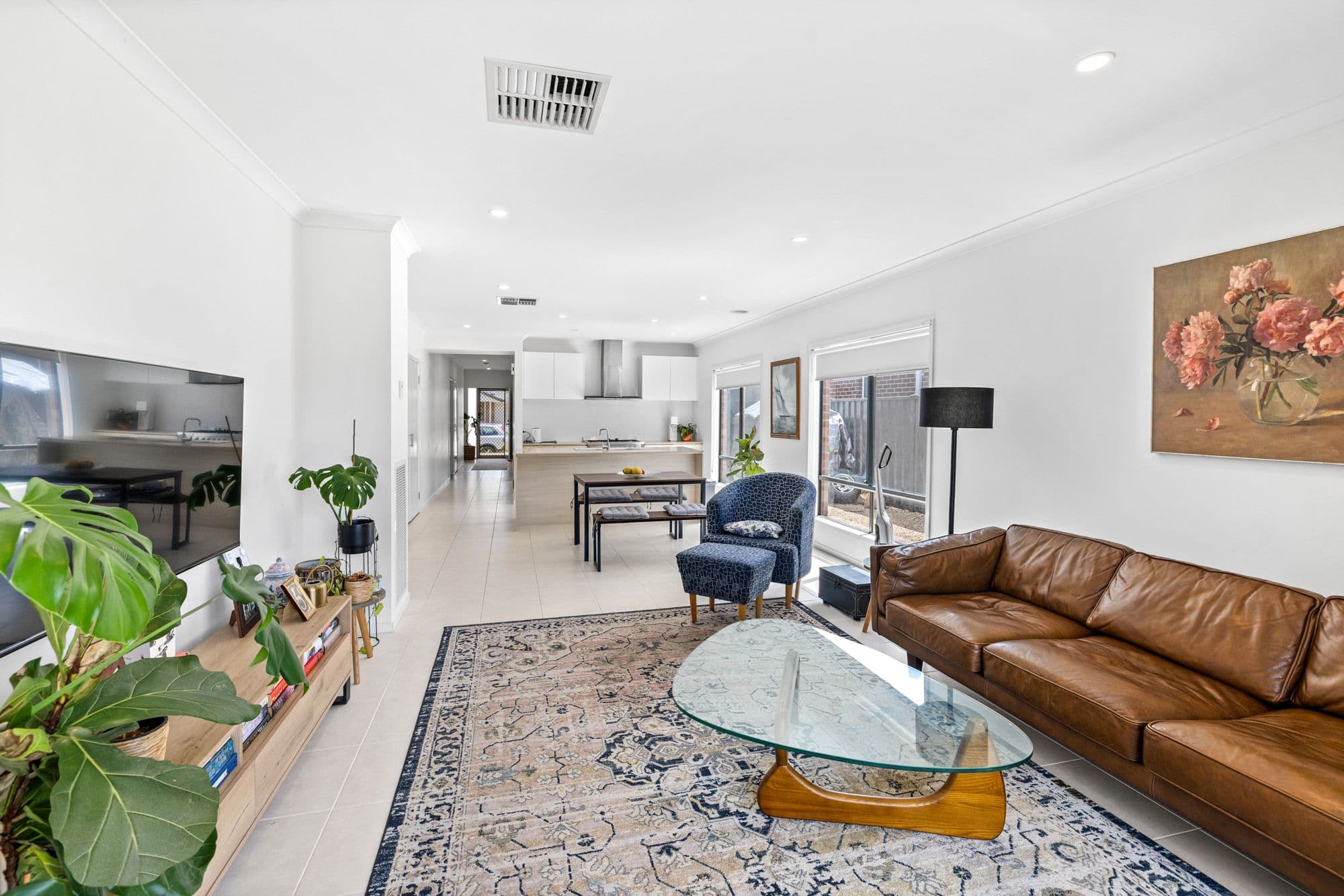 5 Rathdowne Road, Werribee VIC 3030, Werribee - Thumbnail 2