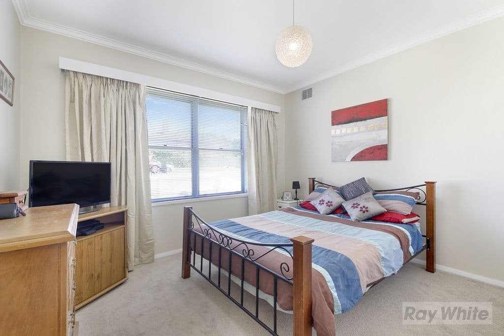 11 Robinson Street, Goulburn - Thumbnail 8