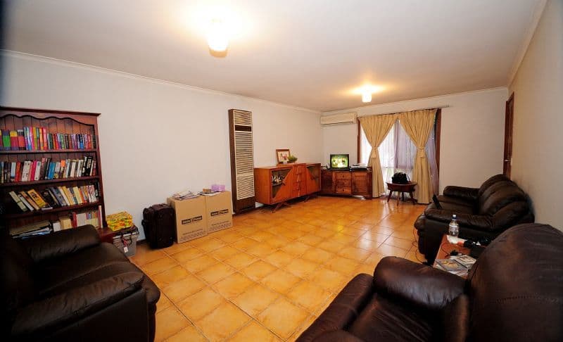 Unit 9, 112a Mickleham Road, TULLAMARINE VIC 3043, Tullamarine - Thumbnail 2