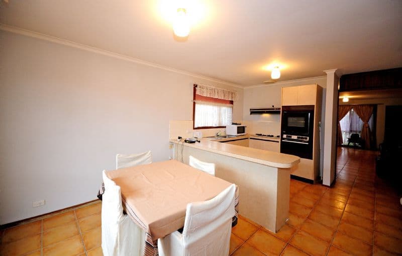 Unit 9, 112a Mickleham Road, TULLAMARINE VIC 3043, Tullamarine - Thumbnail 6