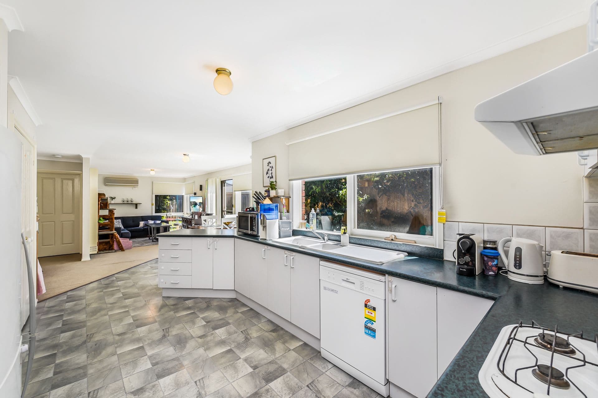 24 Theodore Terrace, Berwick VIC 3806, Berwick - Thumbnail 7