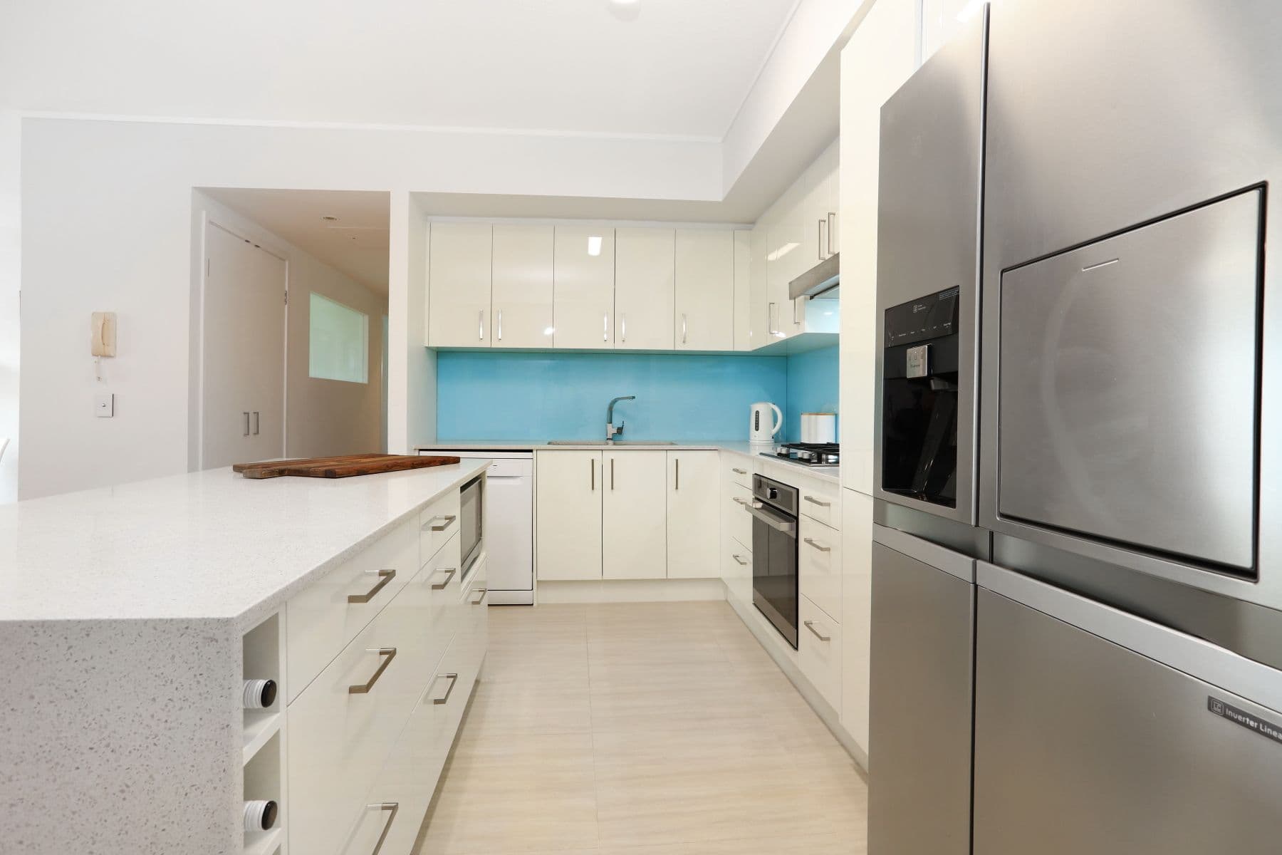 305 'Broadbeach on the Park' 2685 Gold Coast Highway, Broadbeach QLD 4218, Broadbeach - Thumbnail 5