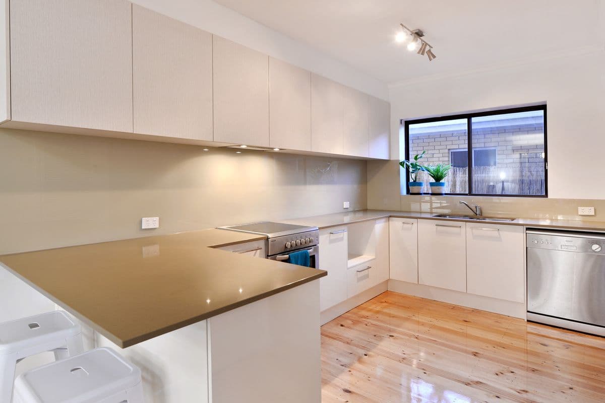 42 Hulbert Street, Hove SA 5048, Hove - Thumbnail 2
