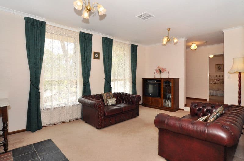 4 Scherer Avenue, COROMANDEL VALLEY SA 5051, Coromandel Valley - Thumbnail 4