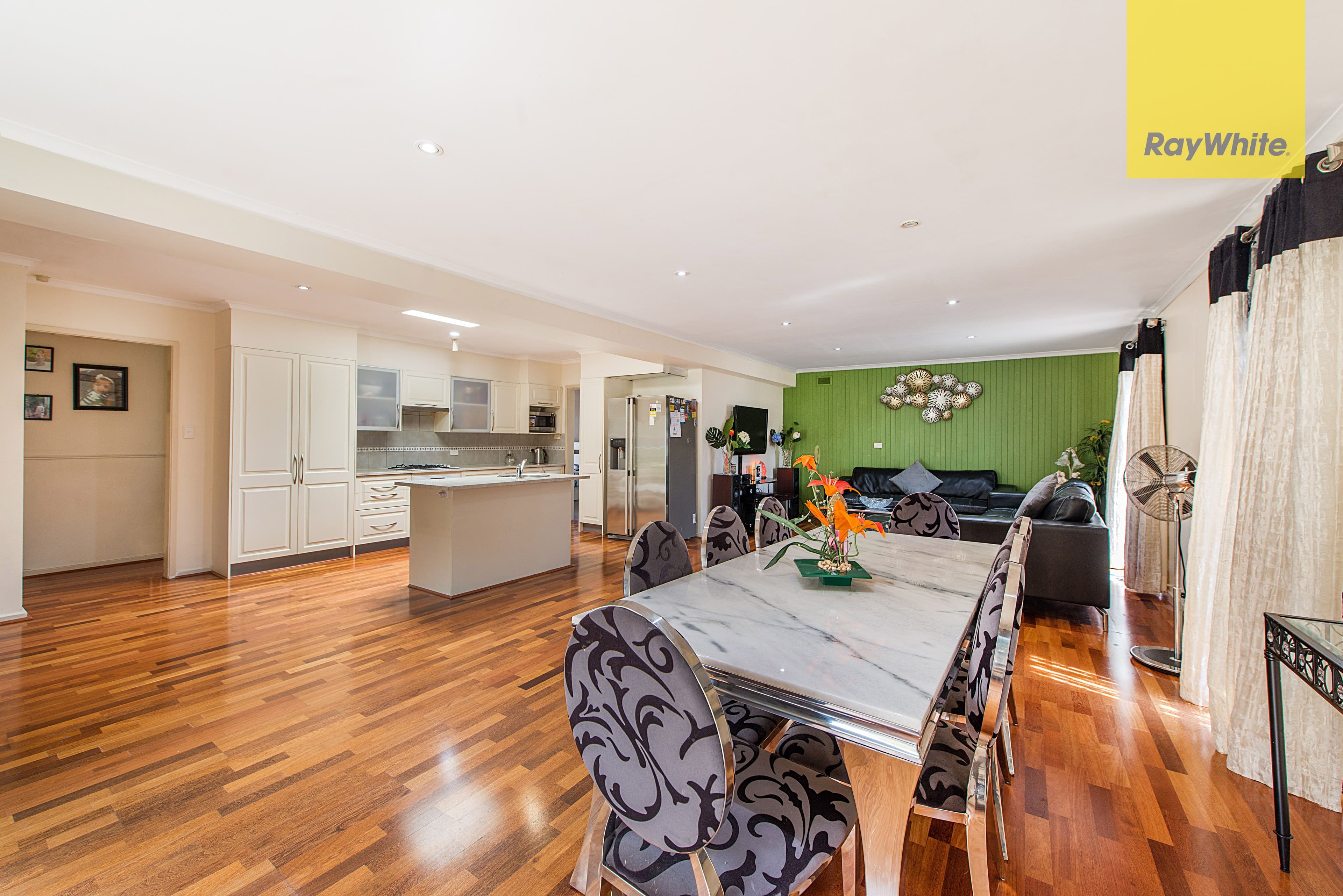 4 Lynn Drive, Ferntree Gully VIC 3156, Ferntree Gully - Thumbnail 4