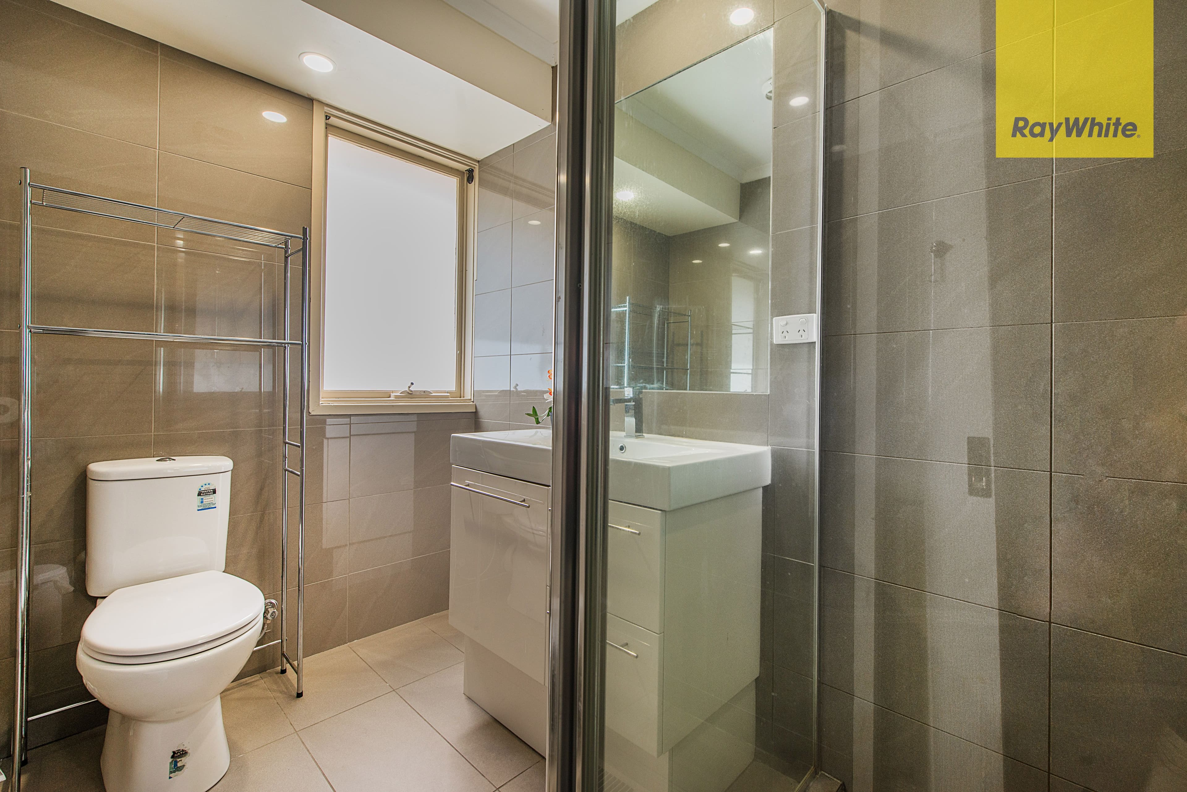 4 Lynn Drive, Ferntree Gully VIC 3156, Ferntree Gully - Thumbnail 6