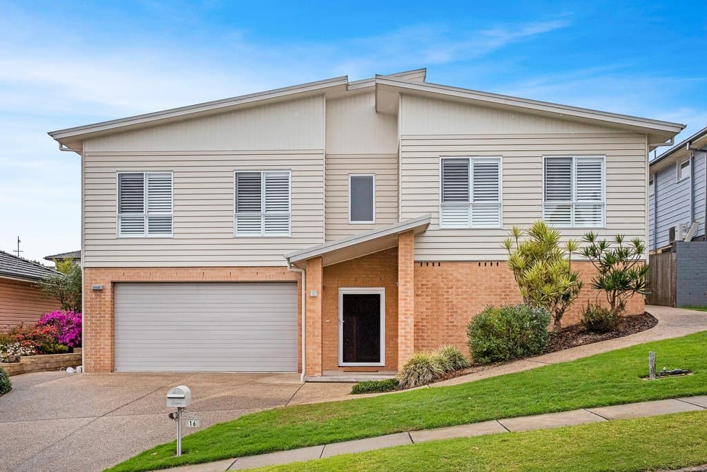 16  Monitor Street, Adamstown Heights - Image 1