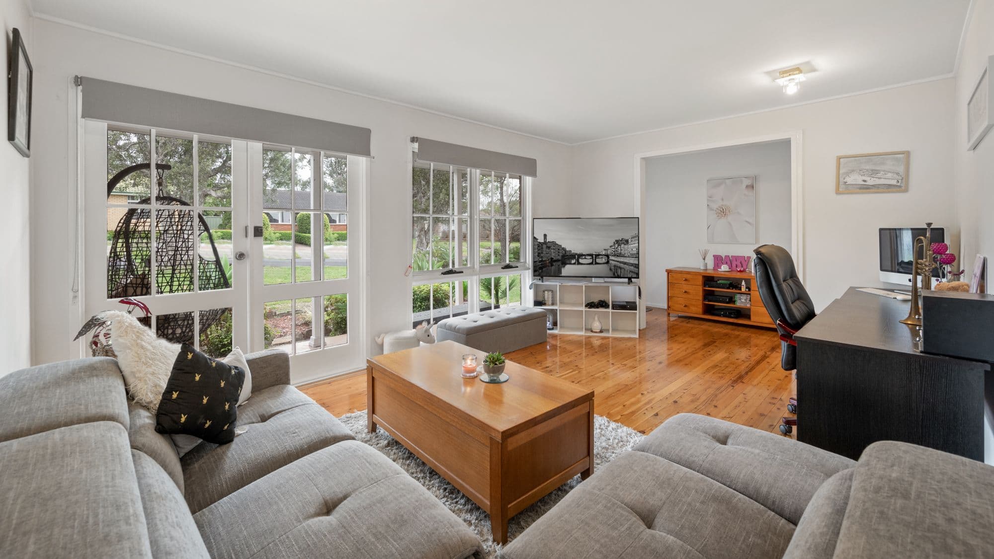10 Bottlebrush Avenue, Bradbury NSW 2560, Bradbury - Thumbnail 2