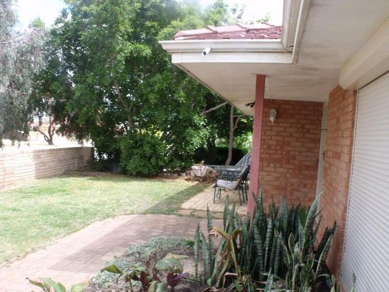 37 Morgan Road, SEVILLE GROVE WA 6112, Seville Grove - Thumbnail 2