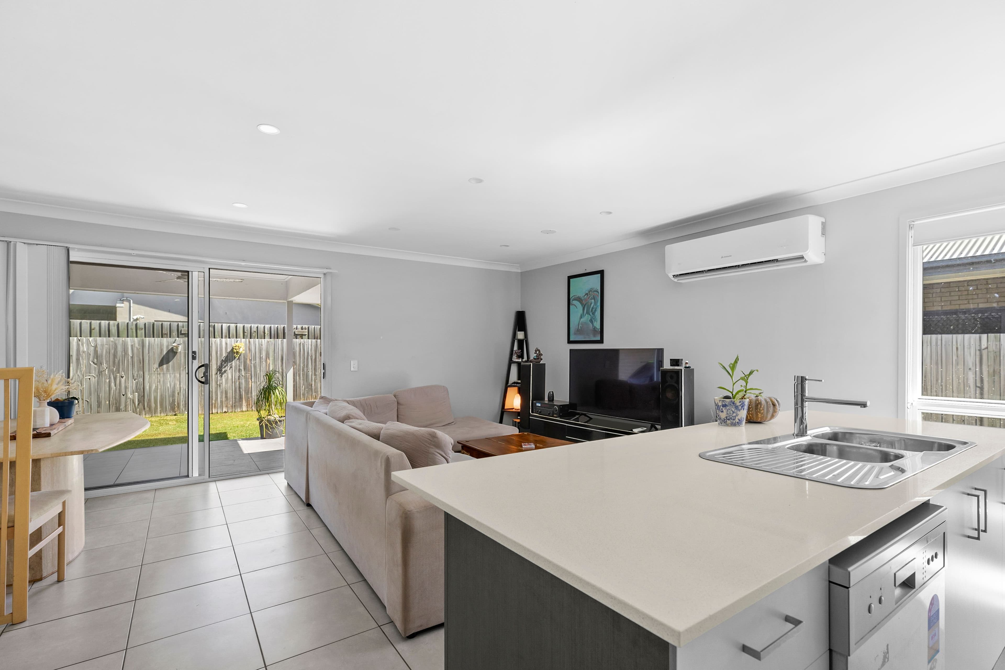 12 Graham Street, Mango Hill QLD 4509, Mango Hill - Thumbnail 2