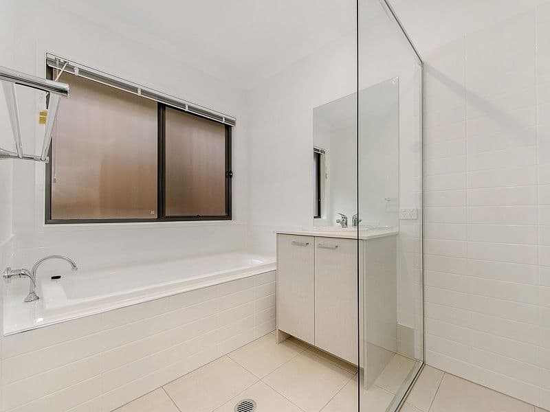 35 Stephens Street, Upper Coomera QLD 4209, Upper Coomera - Thumbnail 6
