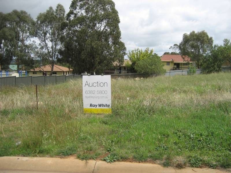 22 Pineview Circuit, YOUNG NSW 2594, Young - Image 1