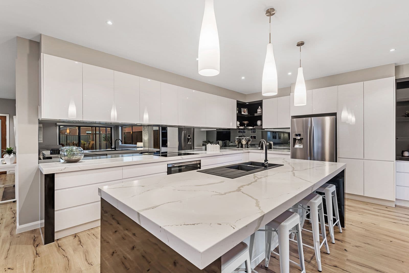 91 Creekbridge Street, Craigieburn VIC 3064, Craigieburn - Thumbnail 8