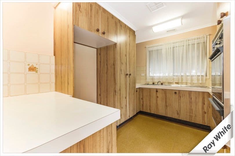 13 McWhae Circuit, Wanniassa ACT 2903, Wanniassa - Thumbnail 4
