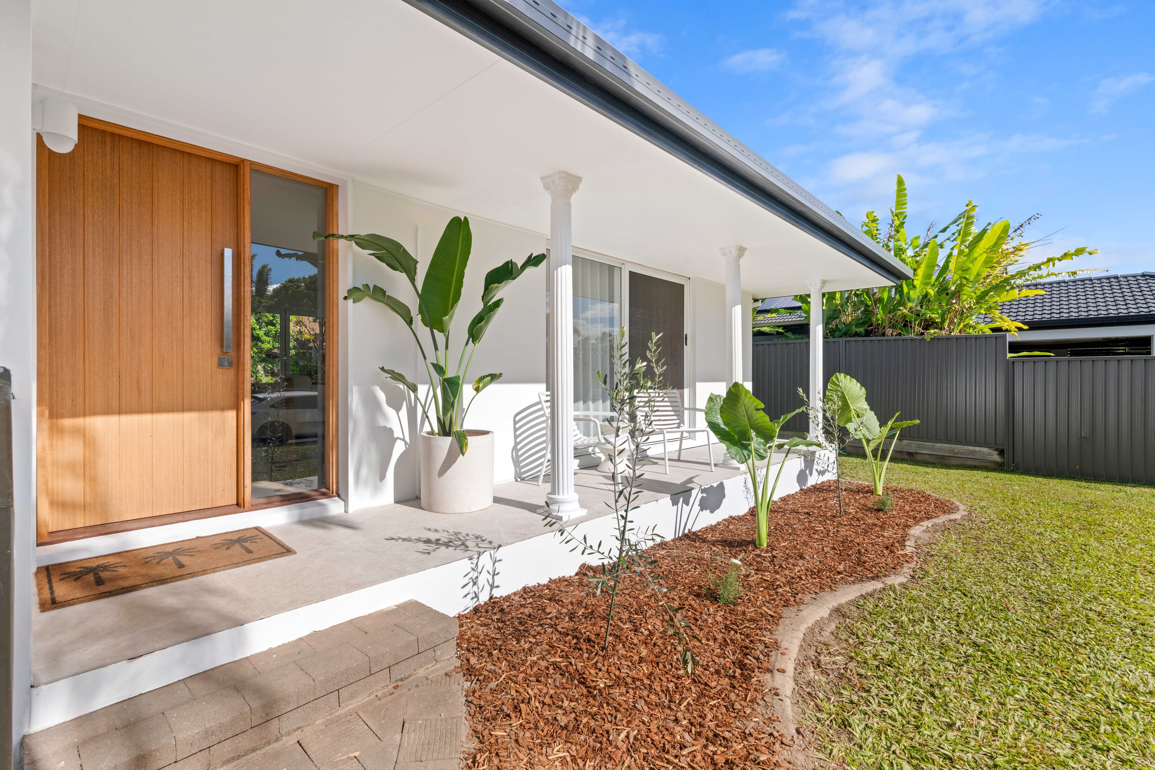26 Razorbill Street, Burleigh Waters QLD 4220, Burleigh Waters - Thumbnail 2