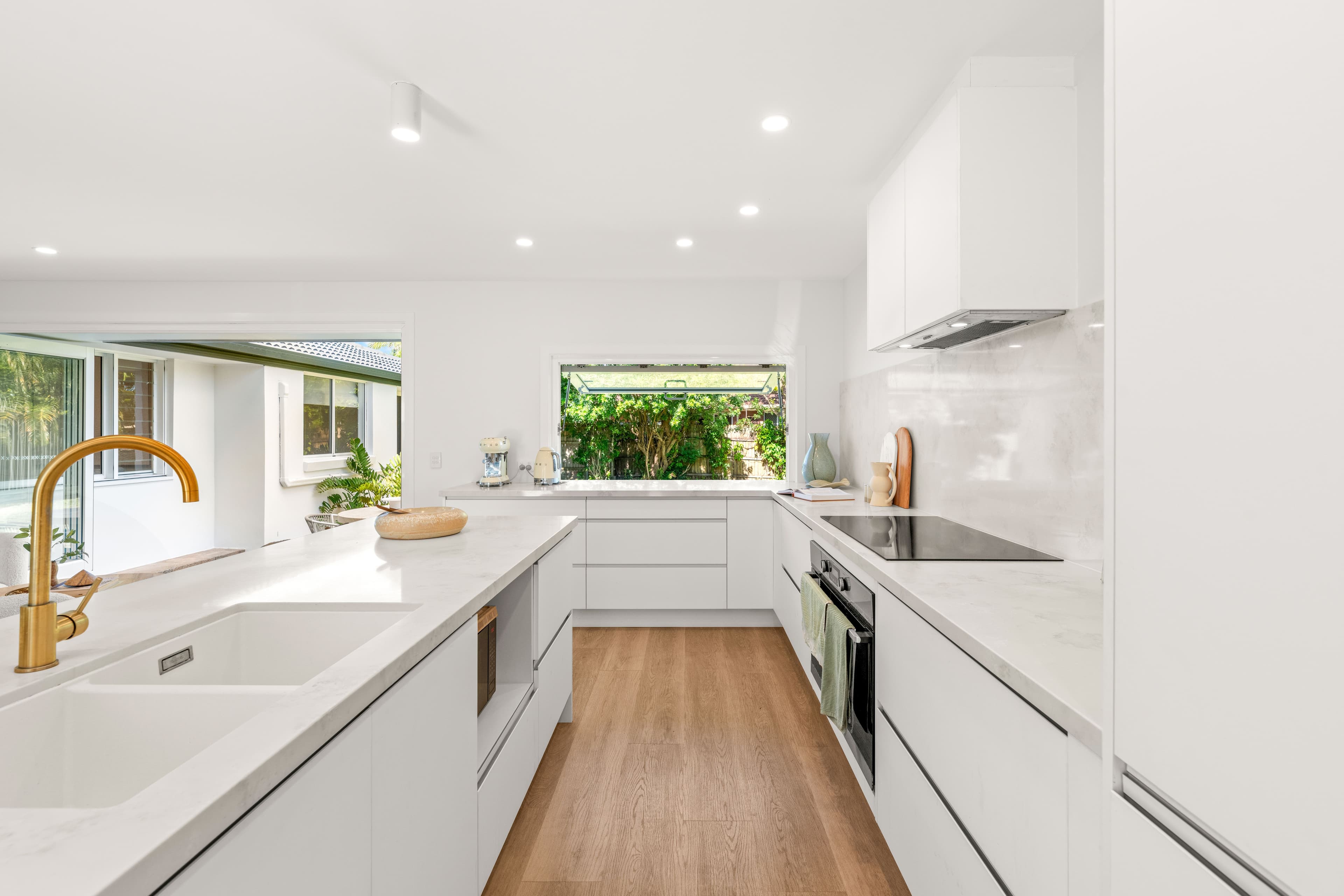 26 Razorbill Street, Burleigh Waters QLD 4220, Burleigh Waters - Thumbnail 8
