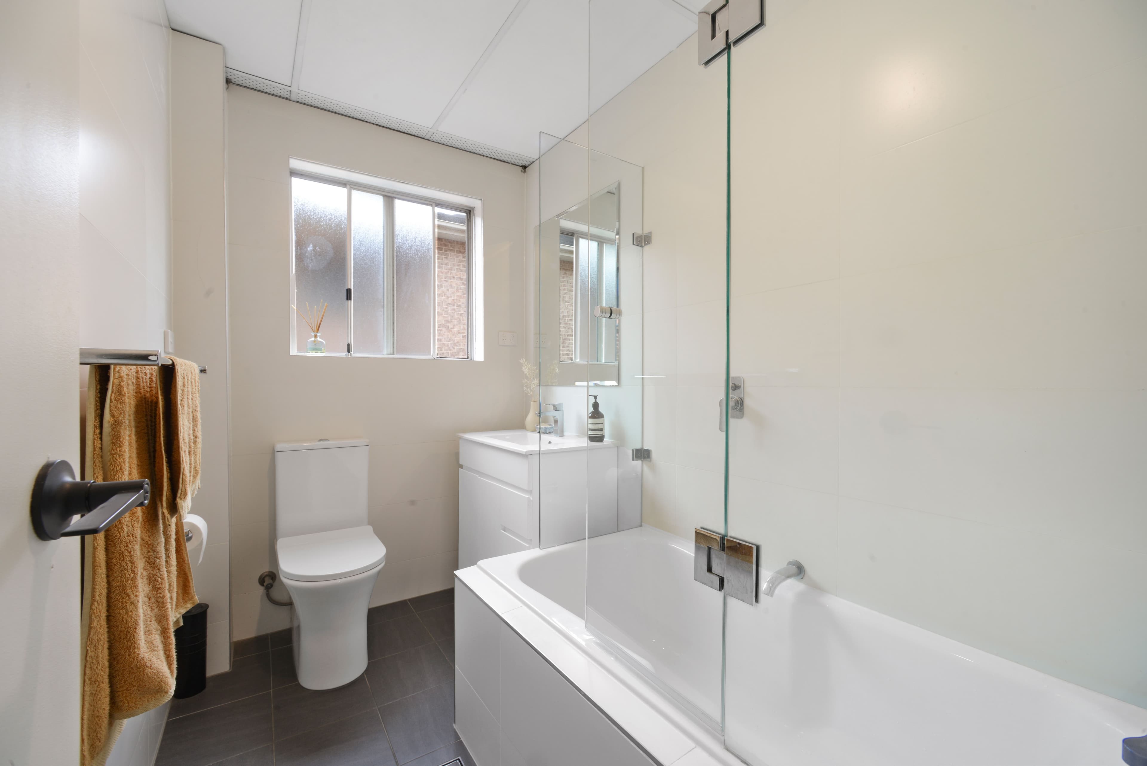 24-26 Queens Road, Brighton Le Sands NSW 2216, Brighton-Le-Sands - Thumbnail 3