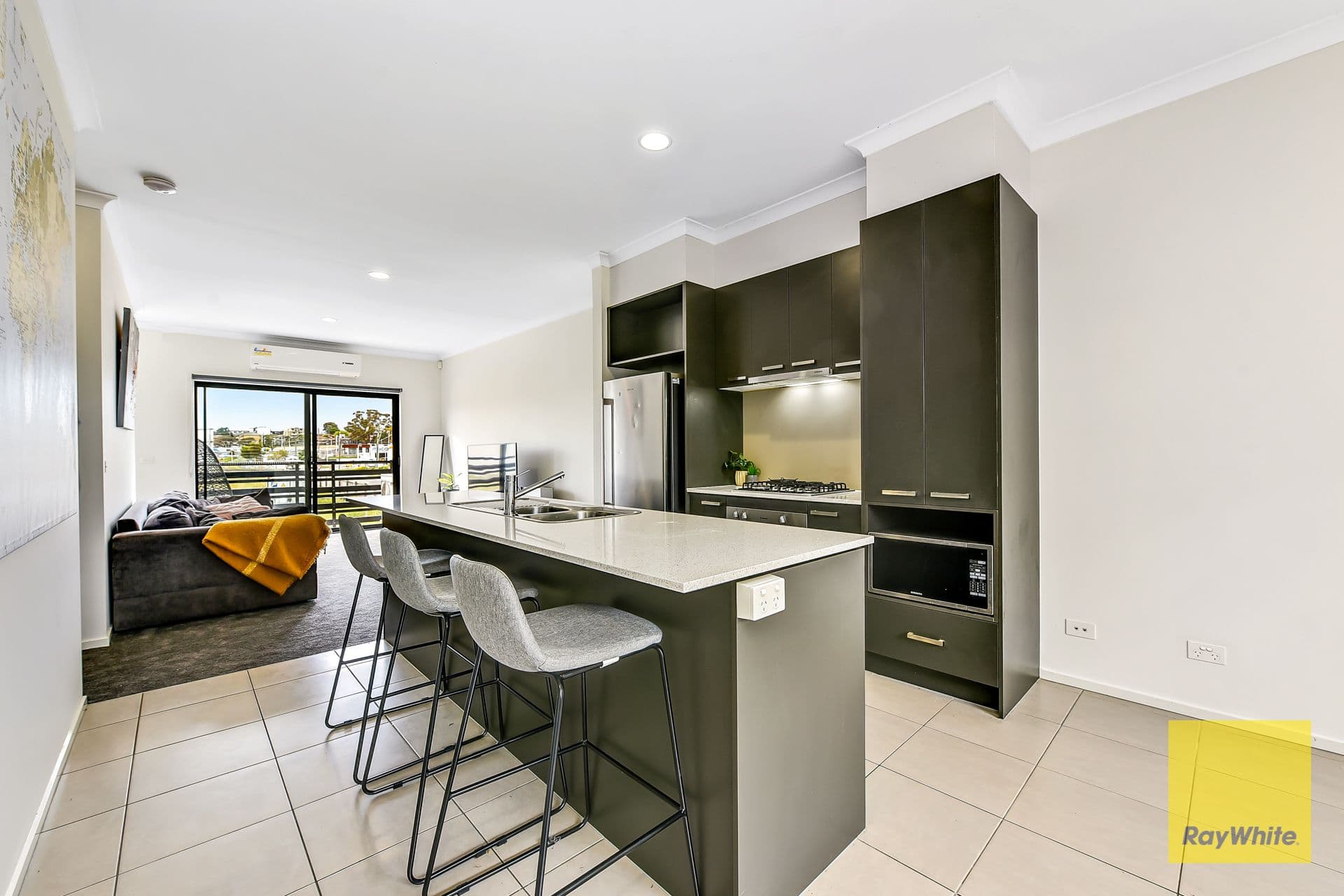 2A Hornsby Street, Dandenong VIC 3175, Dandenong - Thumbnail 3
