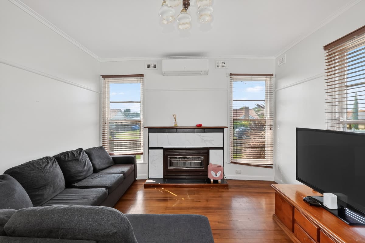 57 Crawley Street, WARRNAMBOOL VIC 3280, Warrnambool - Thumbnail 2
