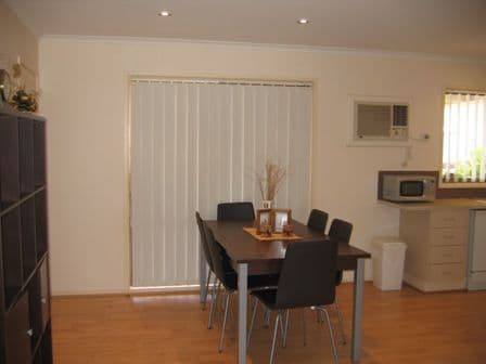 124 Redlands Road, COROWA NSW 2646, Corowa - Thumbnail 4