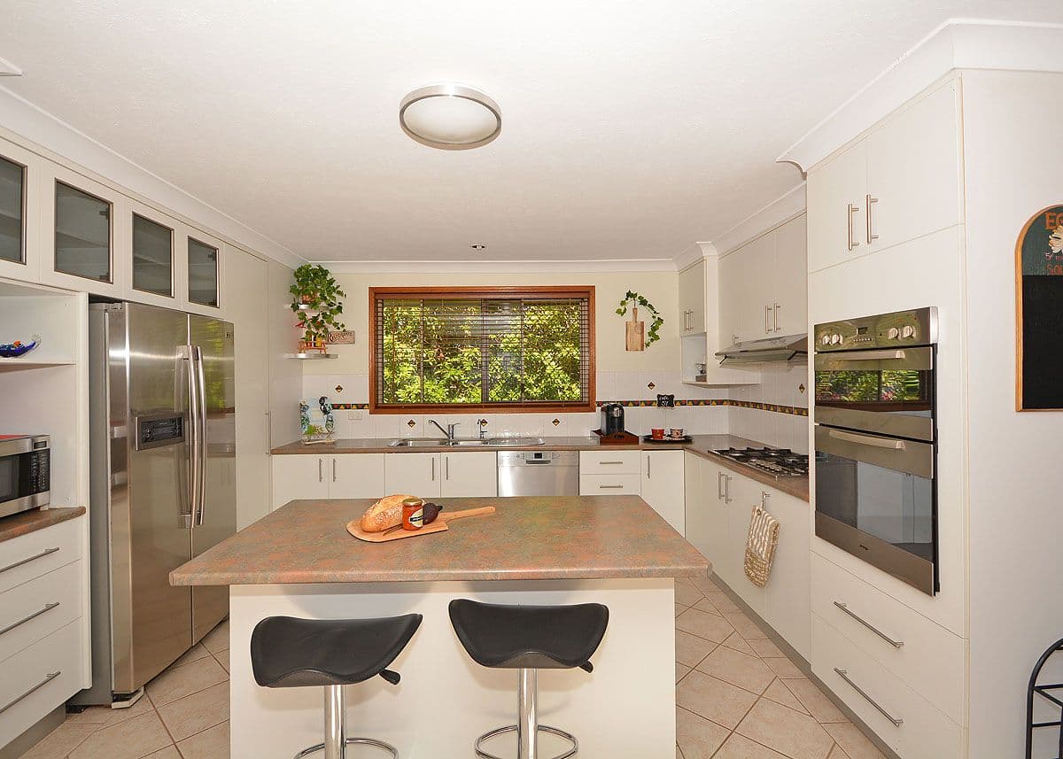 57 Oleander Avenue, Kawungan QLD 4655, Kawungan - Thumbnail 8