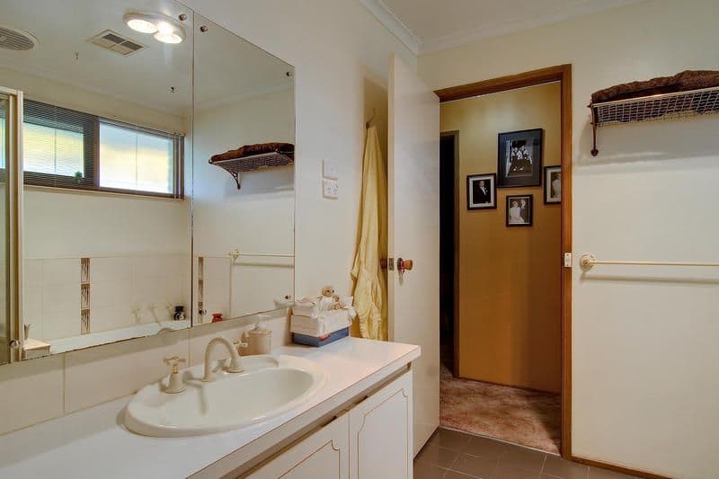 2 Banbury Court, SOMERVILLE VIC 3912, Somerville - Thumbnail 6