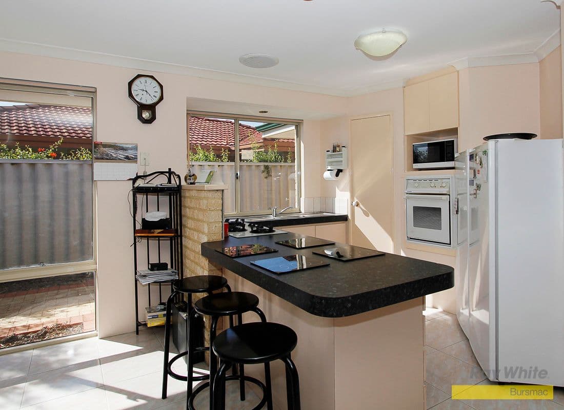 7 Arches Loop, BALLAJURA WA 6066, Ballajura - Thumbnail 3