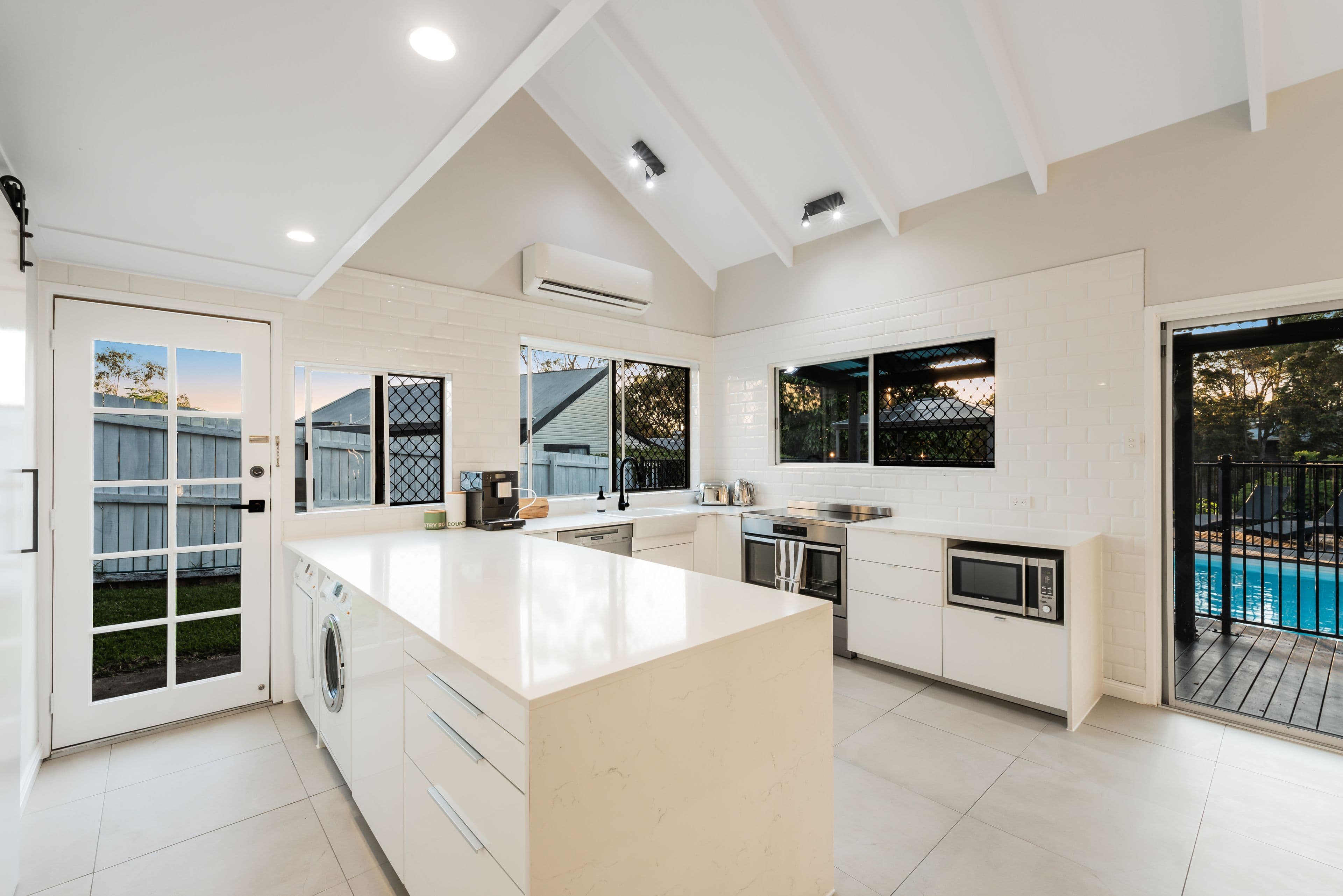 19 Brindabella Street, Chapel Hill QLD 4069, Chapel Hill - Thumbnail 6