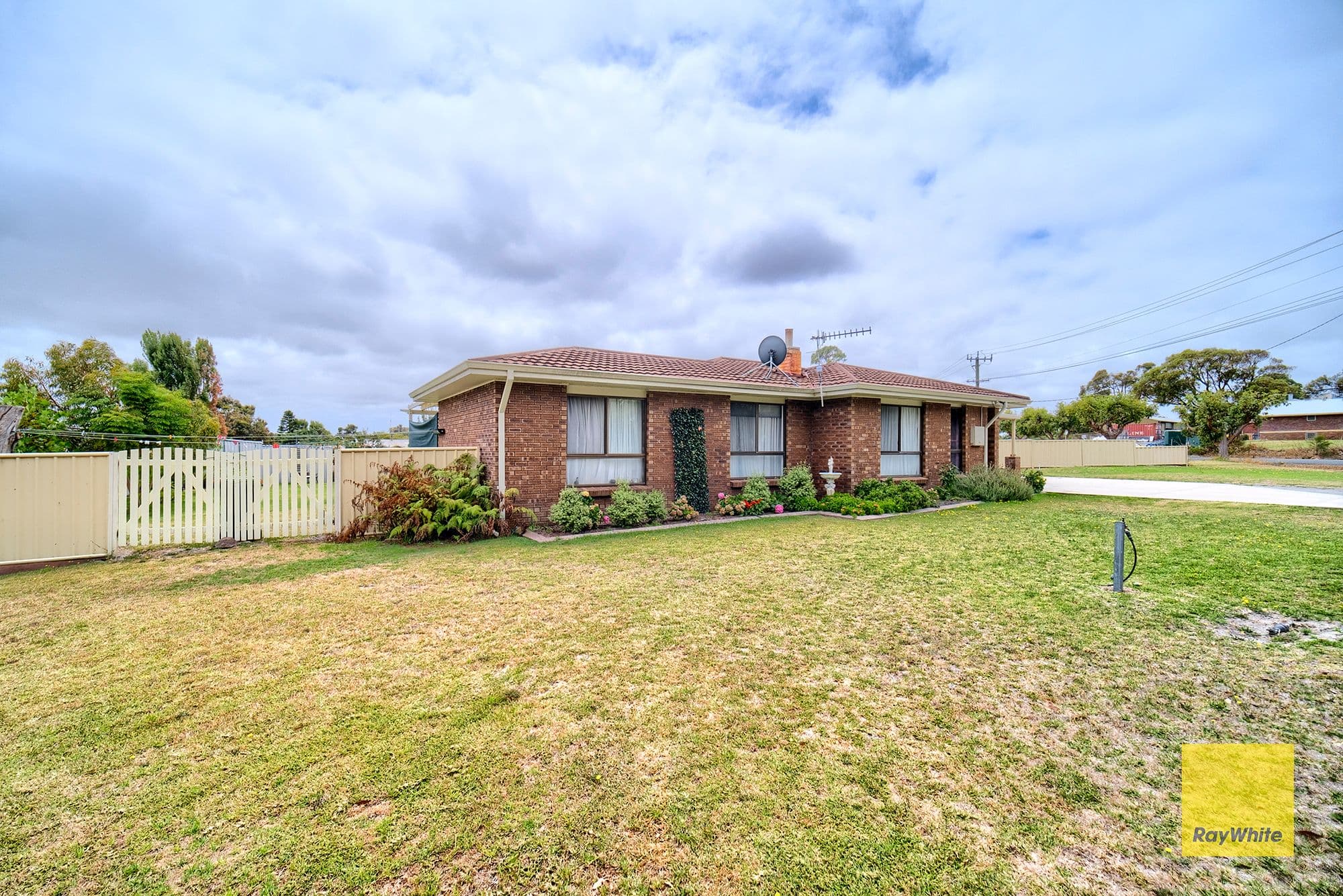10 Bronte Street, Milpara WA 6330, Milpara - Thumbnail 2