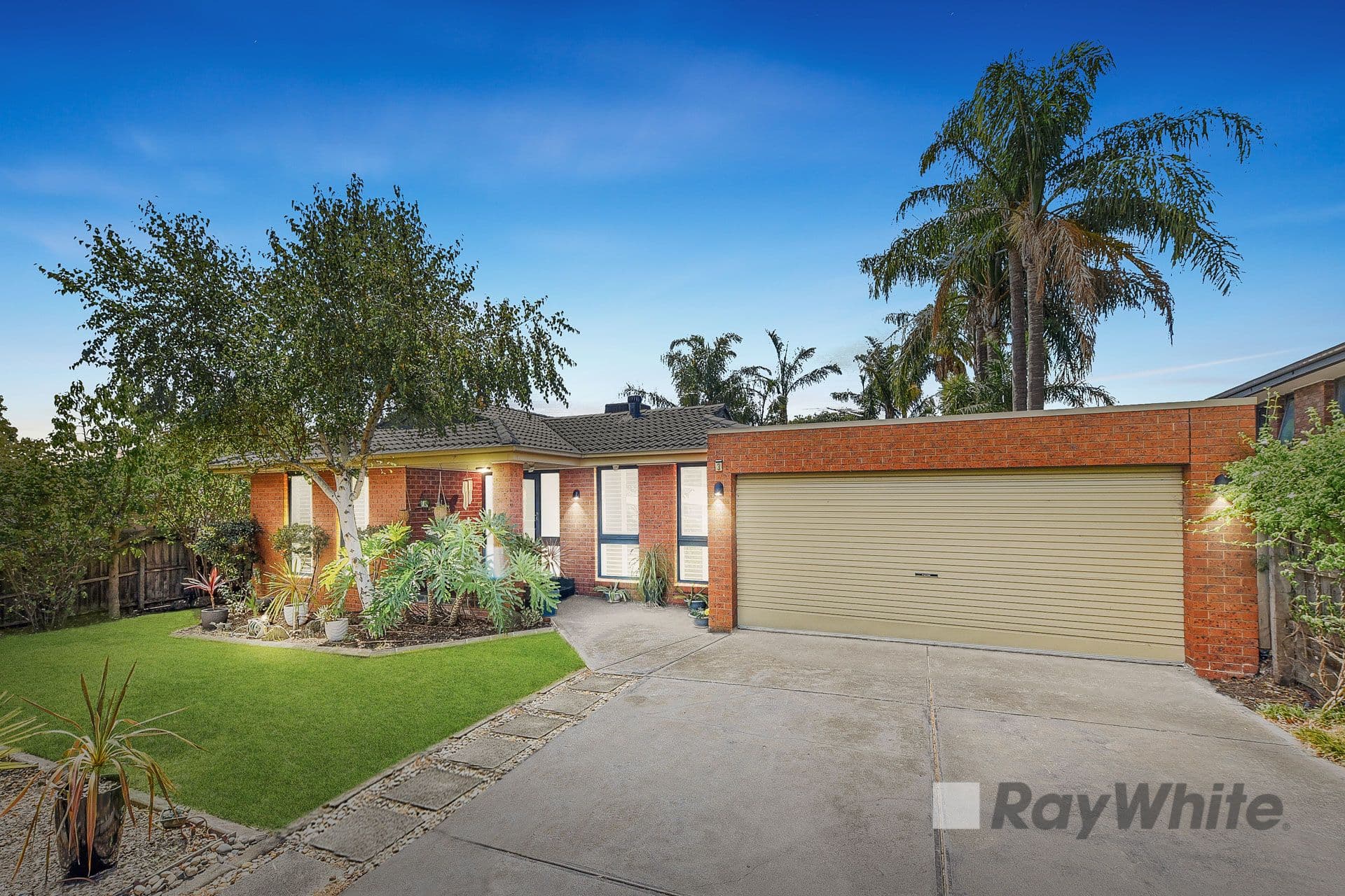 3 ISAAC SMITH Crescent, Endeavour Hills VIC 3802, Endeavour Hills - Image 1