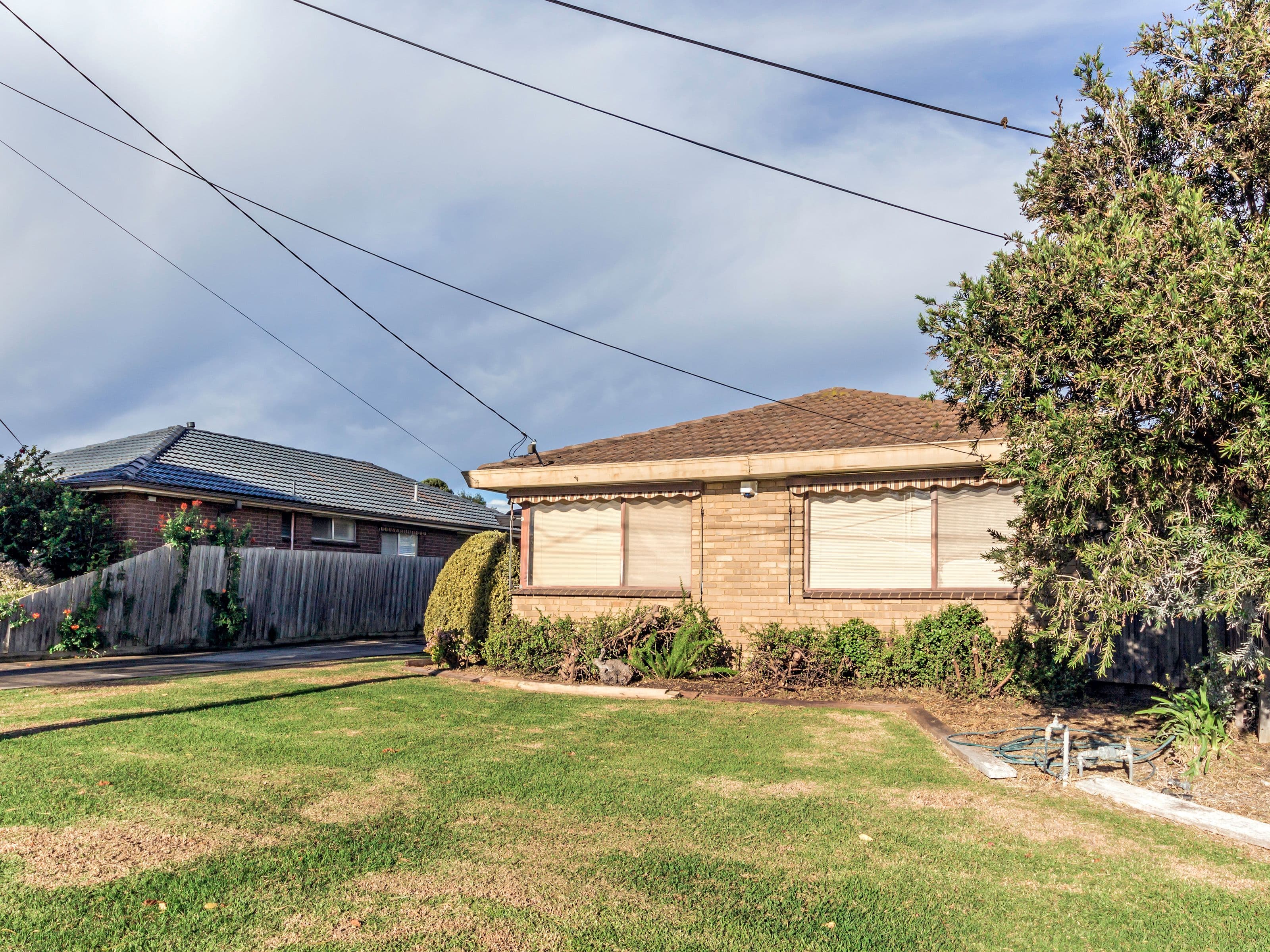 10 CANBERRA Avenue, Hoppers Crossing VIC 3029, Hoppers Crossing - Thumbnail 2