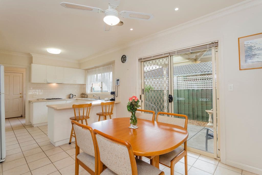 10 Meadowvale Drive, GROVEDALE VIC 3216, Grovedale - Thumbnail 3