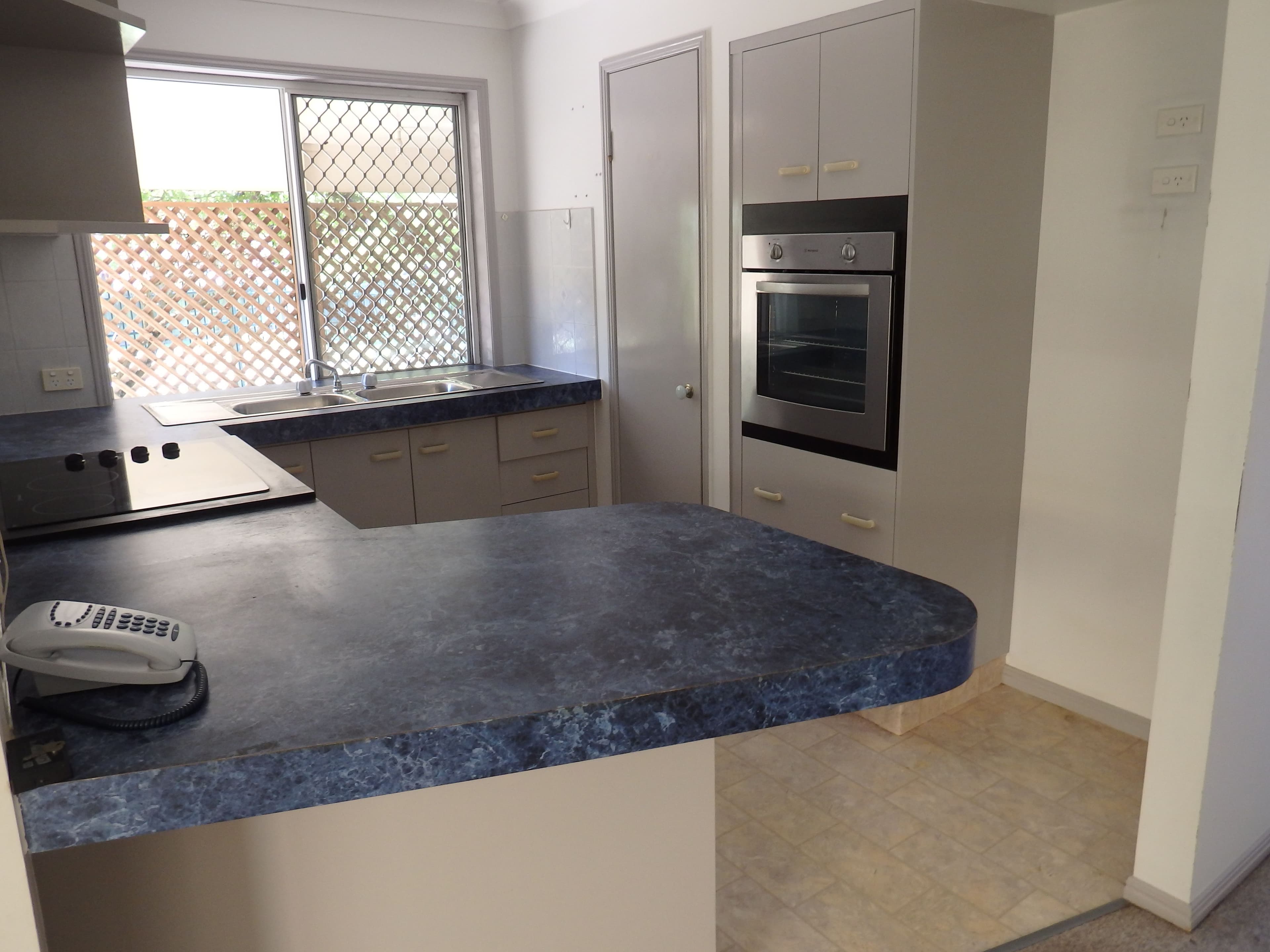 31 McMillian Street, Labrador QLD 4215, Labrador - Thumbnail 4