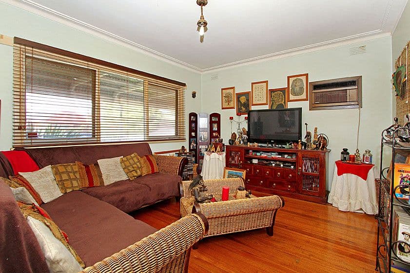 19 Larch Street, THOMASTOWN VIC 3074, Thomastown - Thumbnail 3